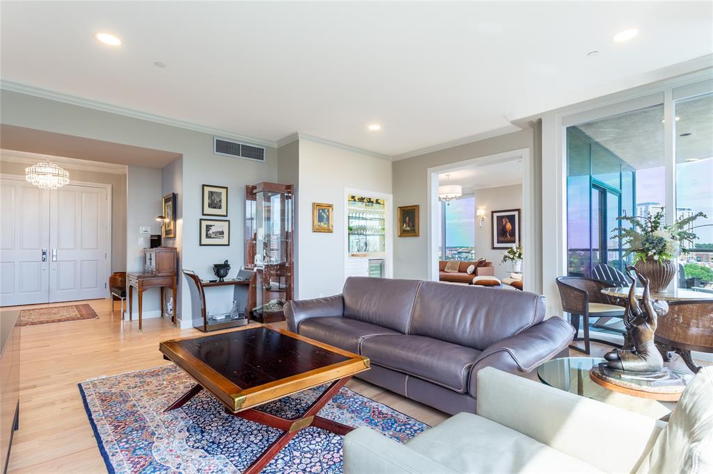 3510 TURTLE CREEK Boulevard 11F