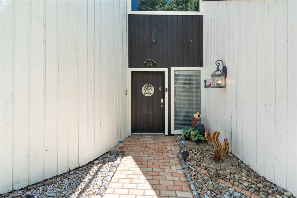 5107 Racquet Club Drive