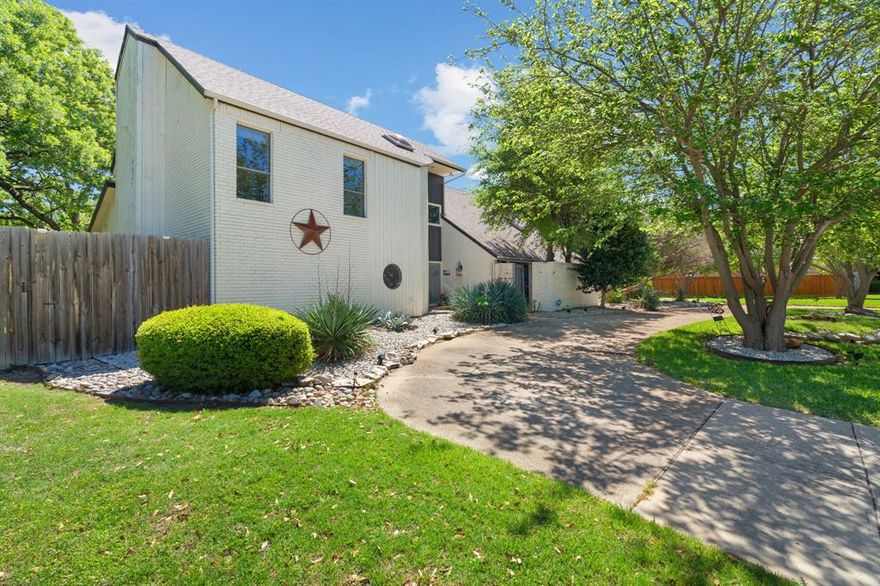 Discover this stunning 4 bedroom, 4.5 bathroom masterpiece nestled on a sprawling half-acre lot in the heart of Arlington, Texas. With an impressive  3,385 square feet of living space, this exceptional home offer the perfect blend of comfort, elegance, and functionality. Outside, your own private oasis awaits. Take a refreshing dip in the sparkling swimming pool, host unforgettable gatherings on the expansive grounds, or simply unwind and enjoy the wide open space that the half-acre lot provides a rare find that gives you room to breathe and truly make this property your own.