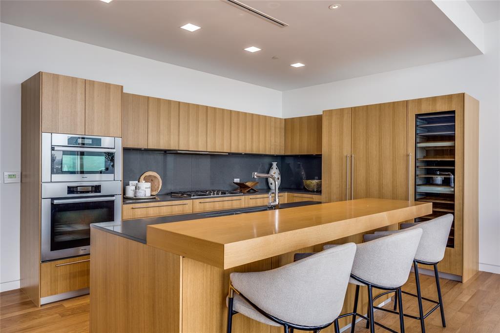 Museum Tower - Residential