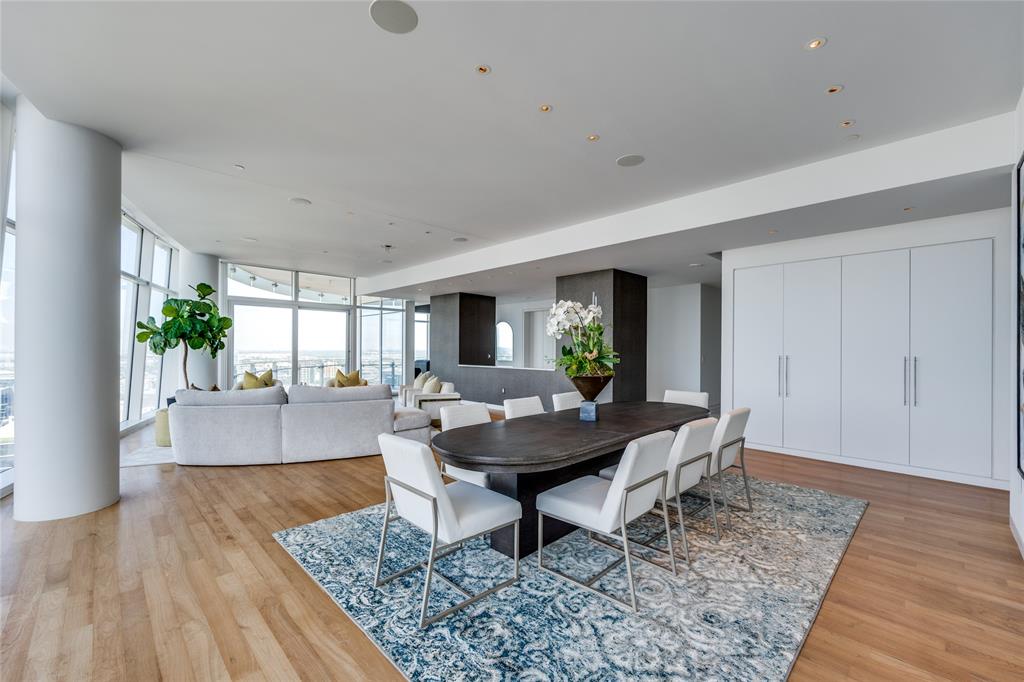 Museum Tower - Residential