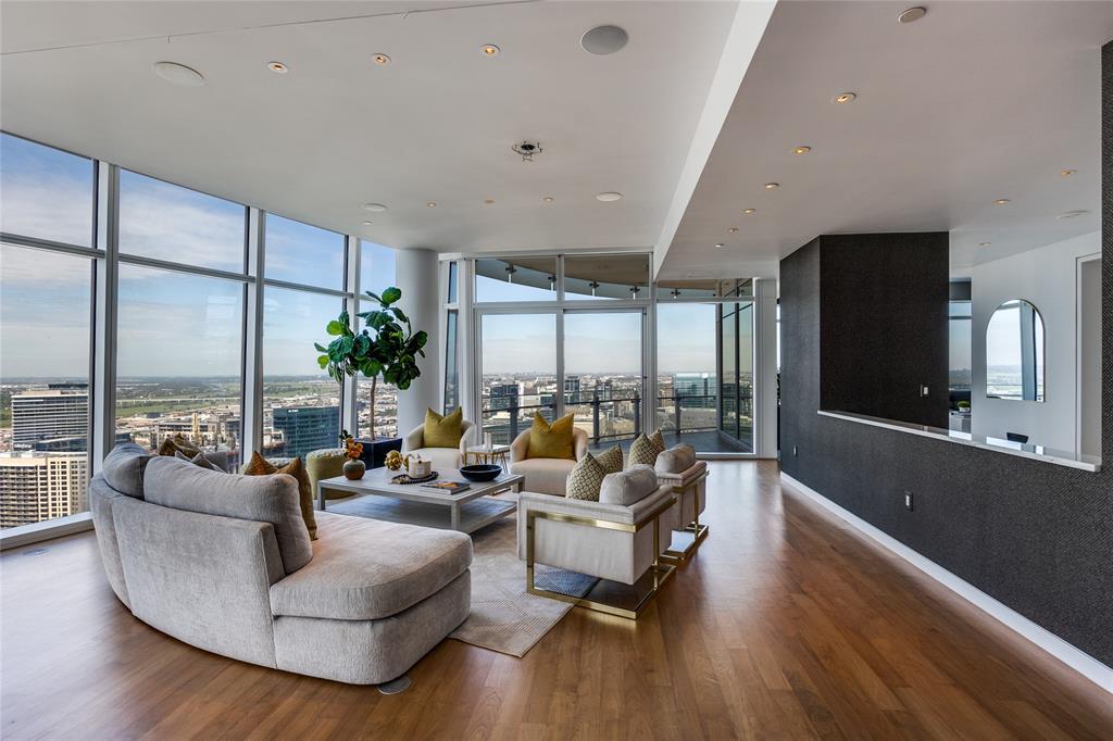 1918 Olive Street 3601