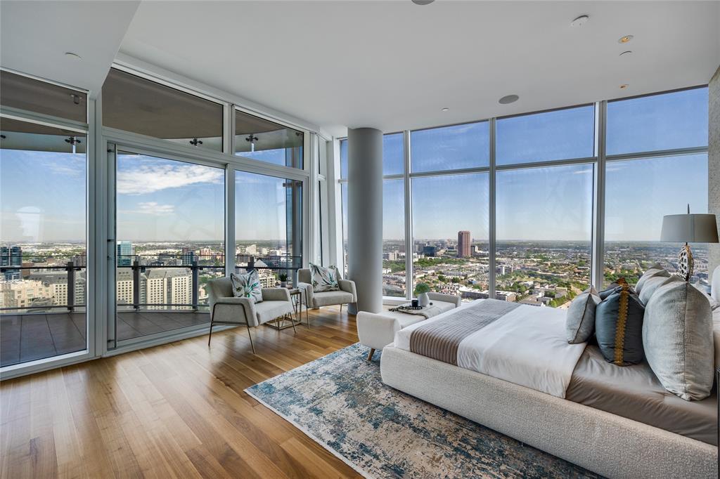 Museum Tower - Residential