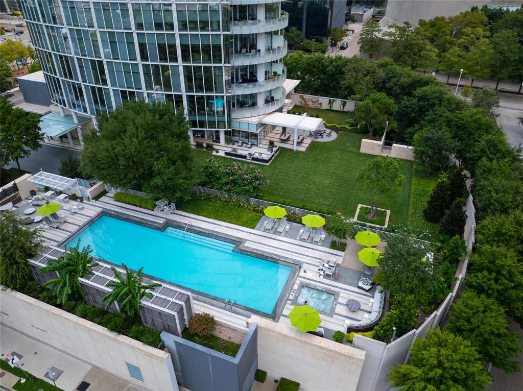 Museum Tower - Residential