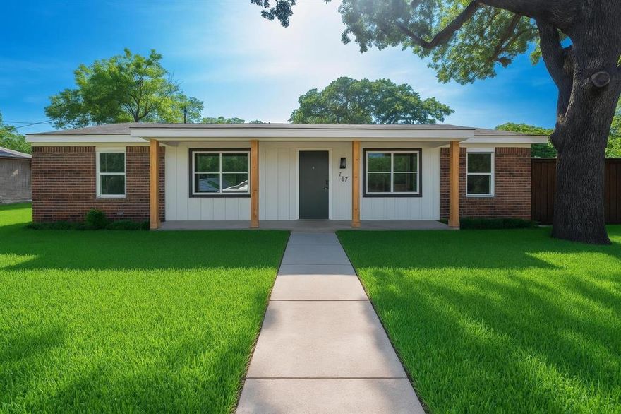 Welcome to this beautifully maintained single-story home in the heart of Kennedale. Built in 1966, this charming residence offers 3 spacious bedrooms and 2 full bathrooms across 1,247 square feet of comfortable living space, blending classic character with everyday functionality.
The inviting eat-in kitchen is equipped with modern appliances—including an electric cooktop, oven, and garbage disposal—making meal prep simple and efficient. An open-concept layout flows seamlessly into the living area, creating a warm, welcoming space ideal for both relaxing evenings and entertaining guests.
Beyond the home itself, the location is a standout. Nestled between Arlington and Fort Worth, Kennedale offers a small-town feel with convenient access to major city amenities. Residents enjoy nearby outdoor recreation at Sonora Park and Kennedale TownCenter Park, perfect for walking trails, playgrounds, and community events. The area is also known for its strong sense of community, local schools, and easy access to shopping, dining, and major highways for commuting.
This home is an excellent opportunity to enjoy comfort, convenience, and community—all in one desirable location.