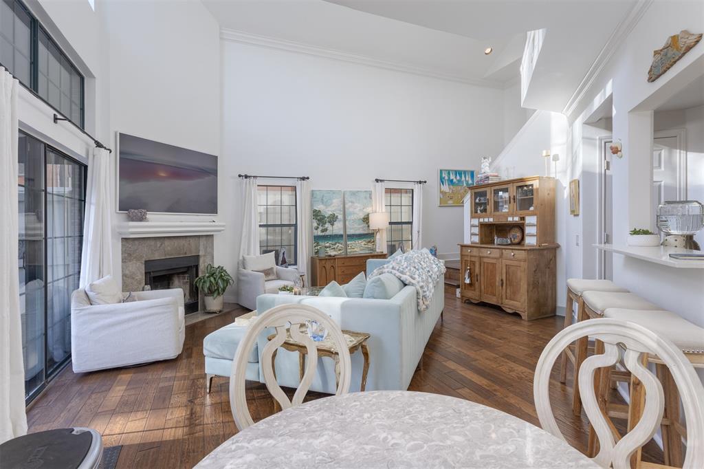 5950 Lindenshire Lane 101