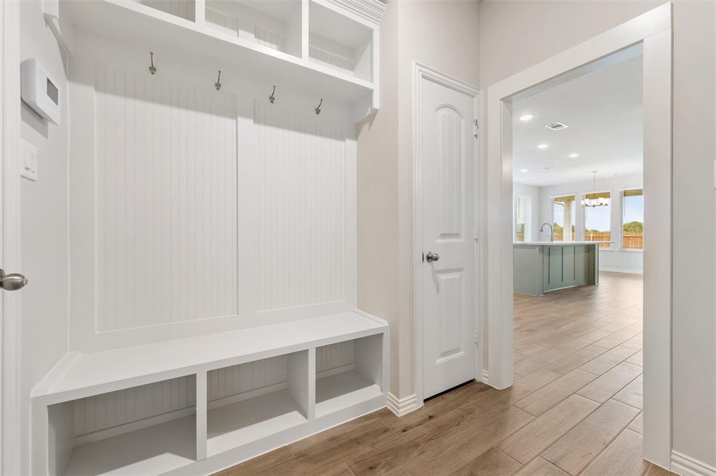 Aero Vista - Residential