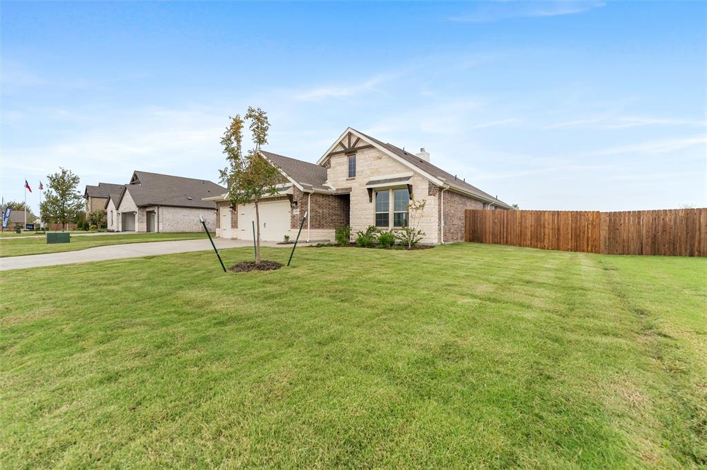 Aero Vista - Residential