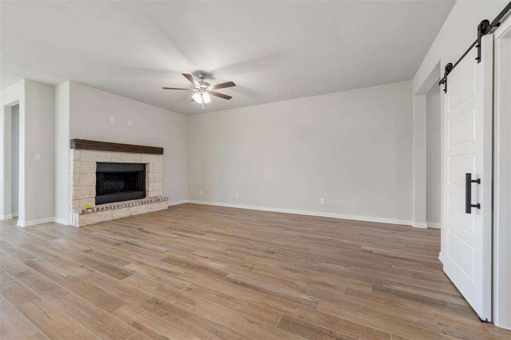 Aero Vista - Residential