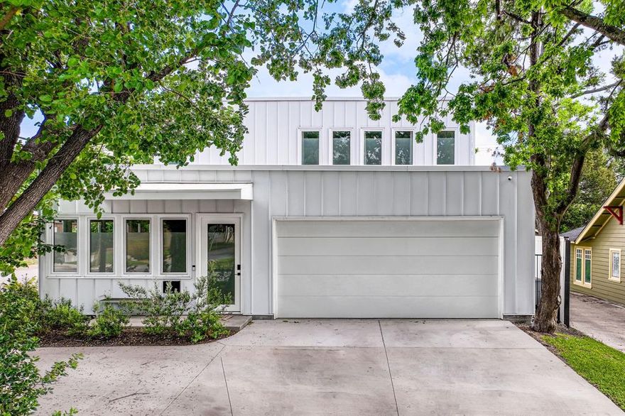 Designed and built by DMOD and located in the heart of Lakewood Heights , this modern four-bedroom (primary plus guest down), four and one half bath home is perfect for those seeking a blend of style & comfort. The home features an open floor plan that's perfect for both relaxing & entertaining with a kitchen that features Bertazzoni appliances, a walk-in pantry, center island, Mont Blanc Quartzite countertops, & white oak cabinetry in addition to the European windows & integrated Sonos in the living areas that add a modern touch to the home. Outside, the covered patio and partially turfed backyard is low-maintenance & offers endless possibilities for outdoor fun (the backyard is pool & outdoor kitchen ready). Conveniently located between Skillman & Abrams means close proximity to shopping, restaurants, & the lively energy of the area as well as Tietze Park being a short stroll away for outdoor enjoyment.