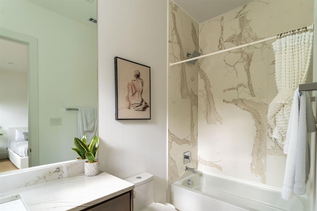 LAKEWOOD HEIGHTS - Residential