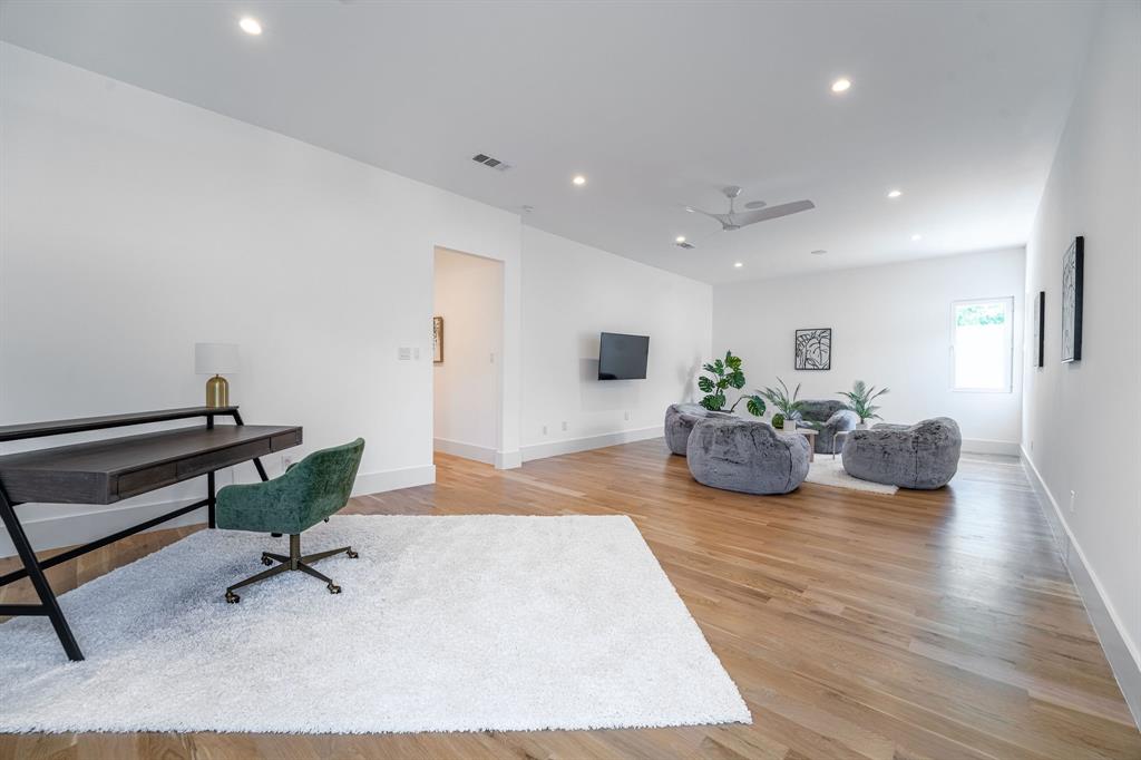 LAKEWOOD HEIGHTS - Residential