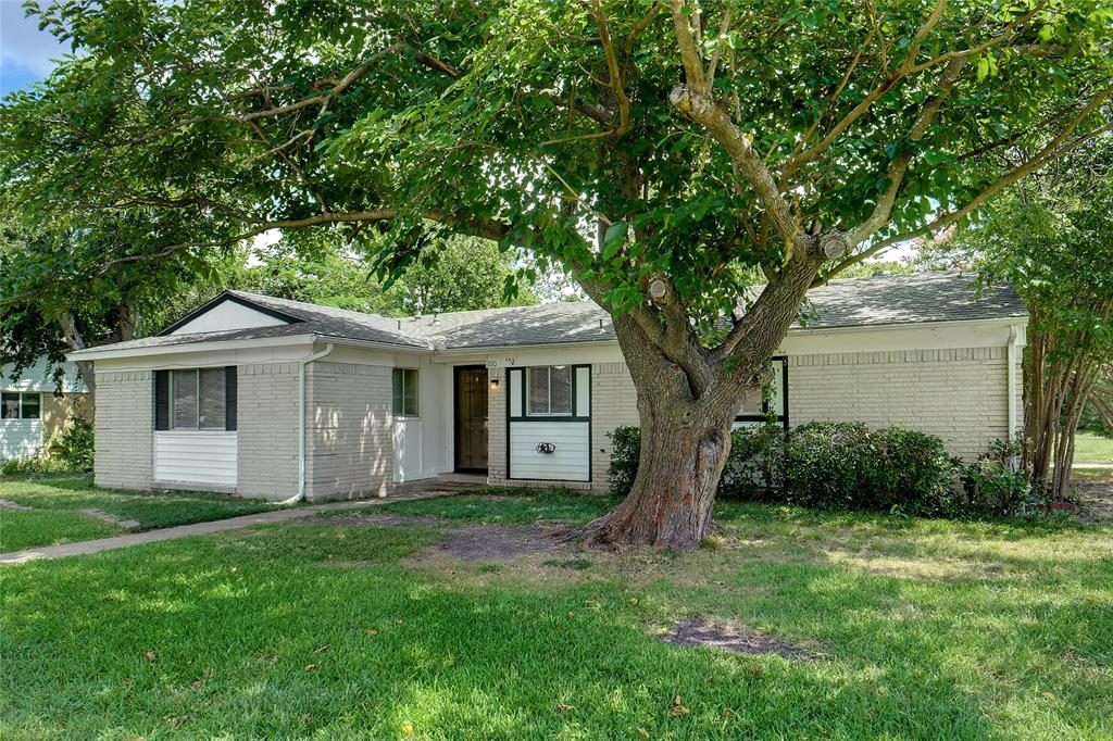 1110 Larkspur Drive