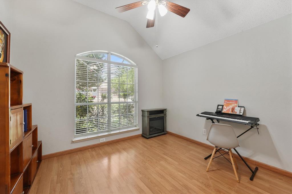 Wellington Of Flower Mound Ph - Residential Lease