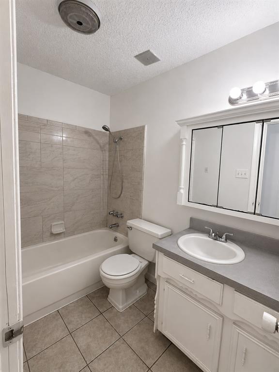 5410 Kings Manor Drive