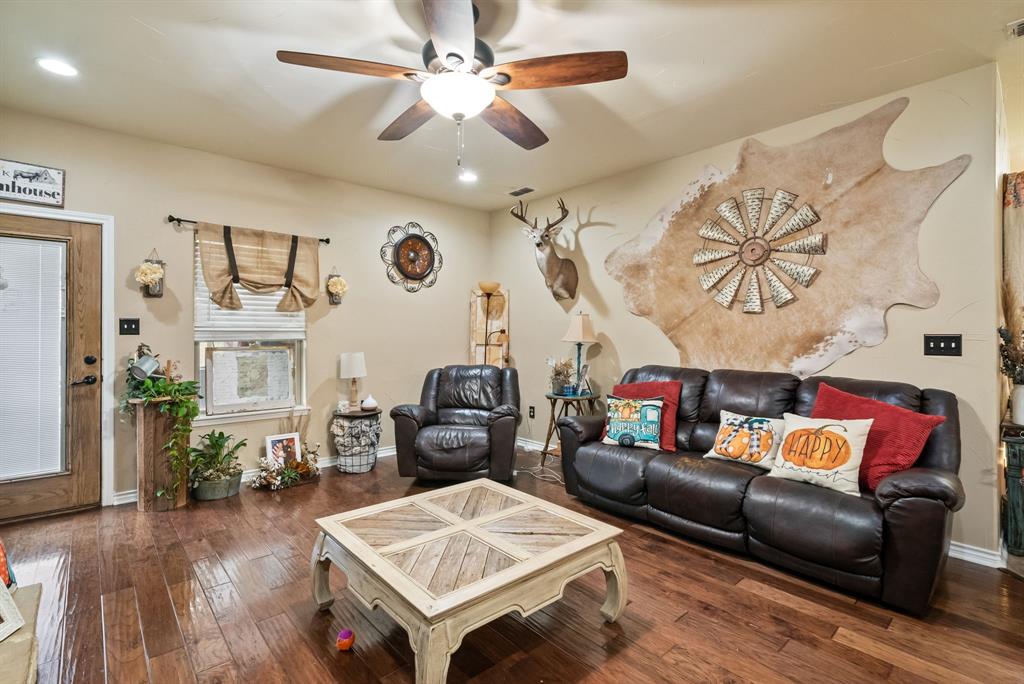 Elk Ridge Estate - Residential