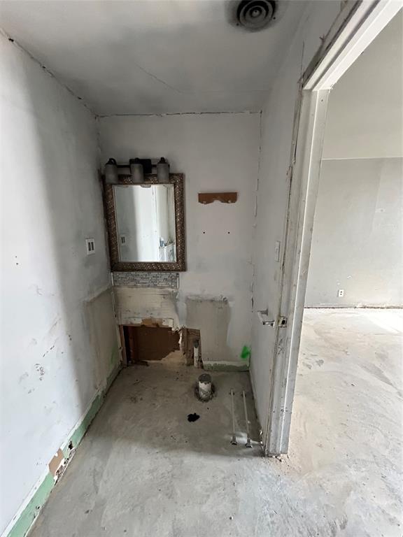 5501 Westcreek Drive