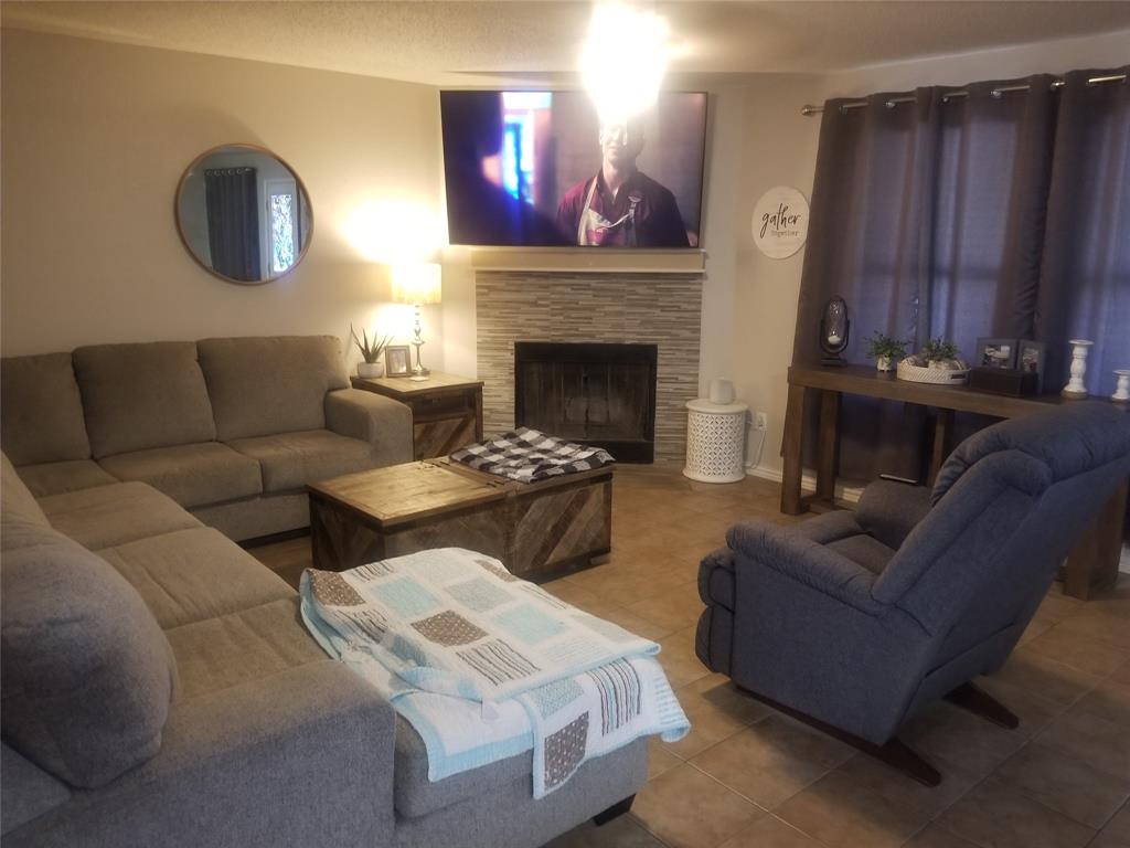 1519 Greenbrook Drive