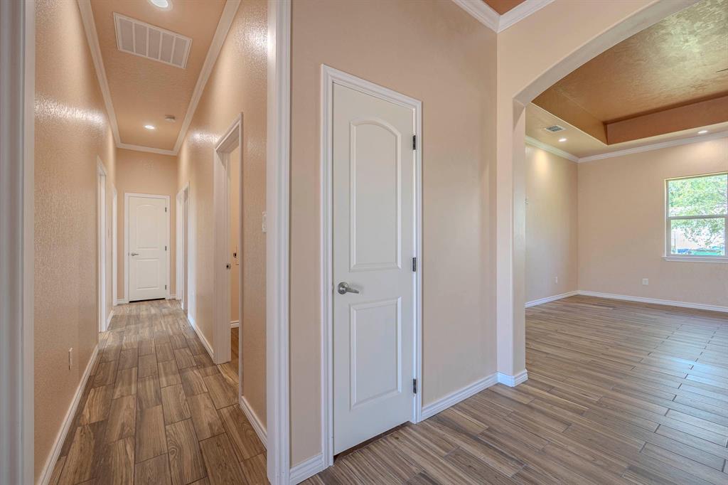 Oak Trail Shores Sec F - Residential