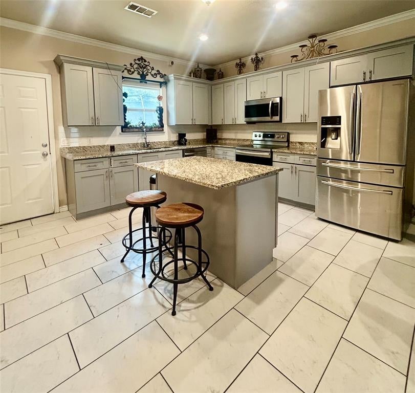 2807 Ainwick Court