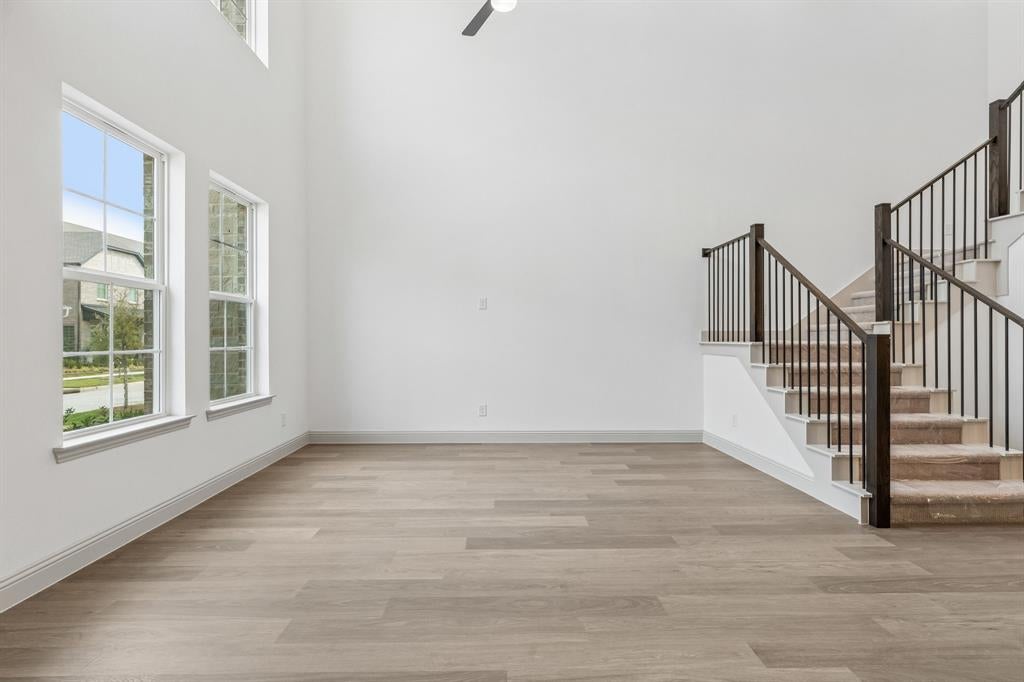 1025 Splitrock Drive