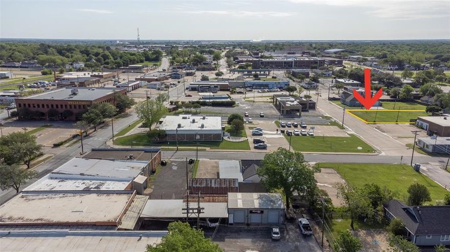 This lot is right in the heart of Downtown Mesquite.  This listing combines 2 lots, sold together, 118 W College and 307 Bodine for a little under a third of an acre total.  Commercially, you can construct a building which is on a high traffic street with Wells Fargo Bank Drive Thru right across the street. 
The property can be used as Residential or Business.  Close to City Lake Park, Downtown Mesquite Square with Farmers Market, Mesquite City events too.  Possibility for a multi unit residential dwelling with Central Business District Zoning.  Retail, Office, Minor Auto repair uses are allowed.  Downtown is going through a revitalization so much is coming!  Not many lots available in the area.  Utilities connections are on College.