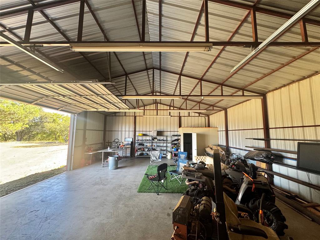 Mitchell Bend - Land