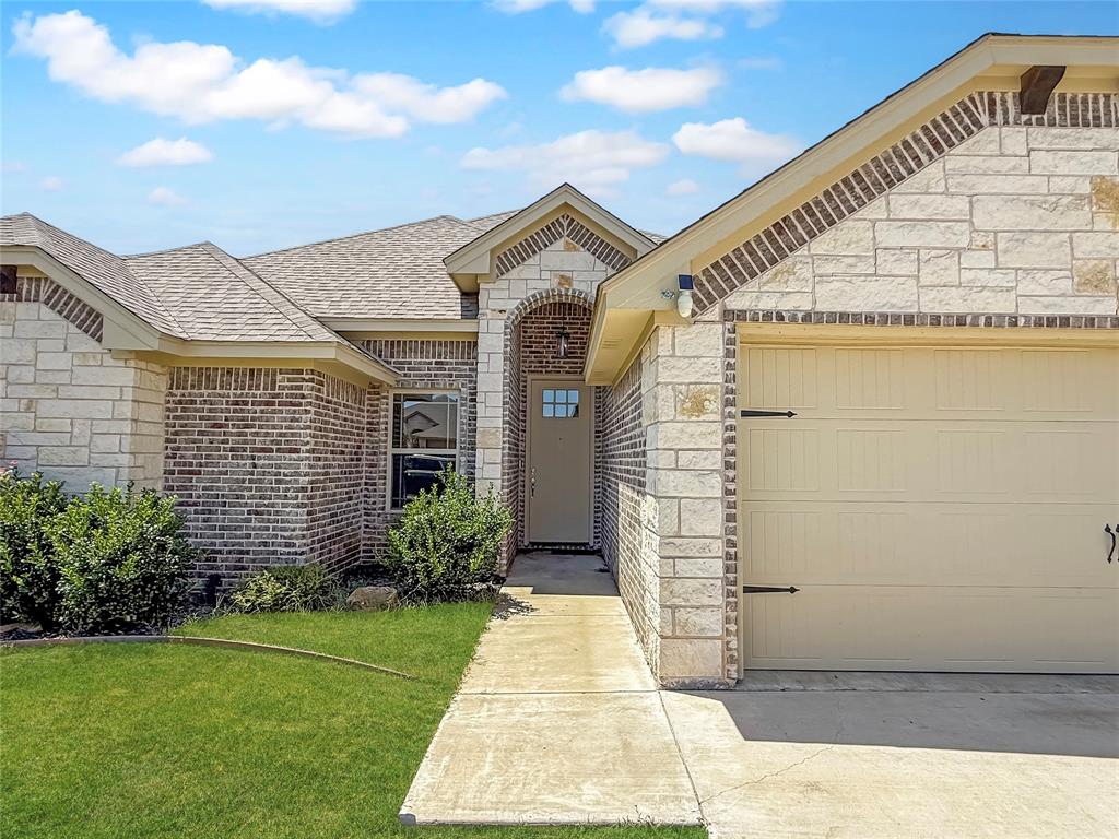 3304 White Horse Drive
