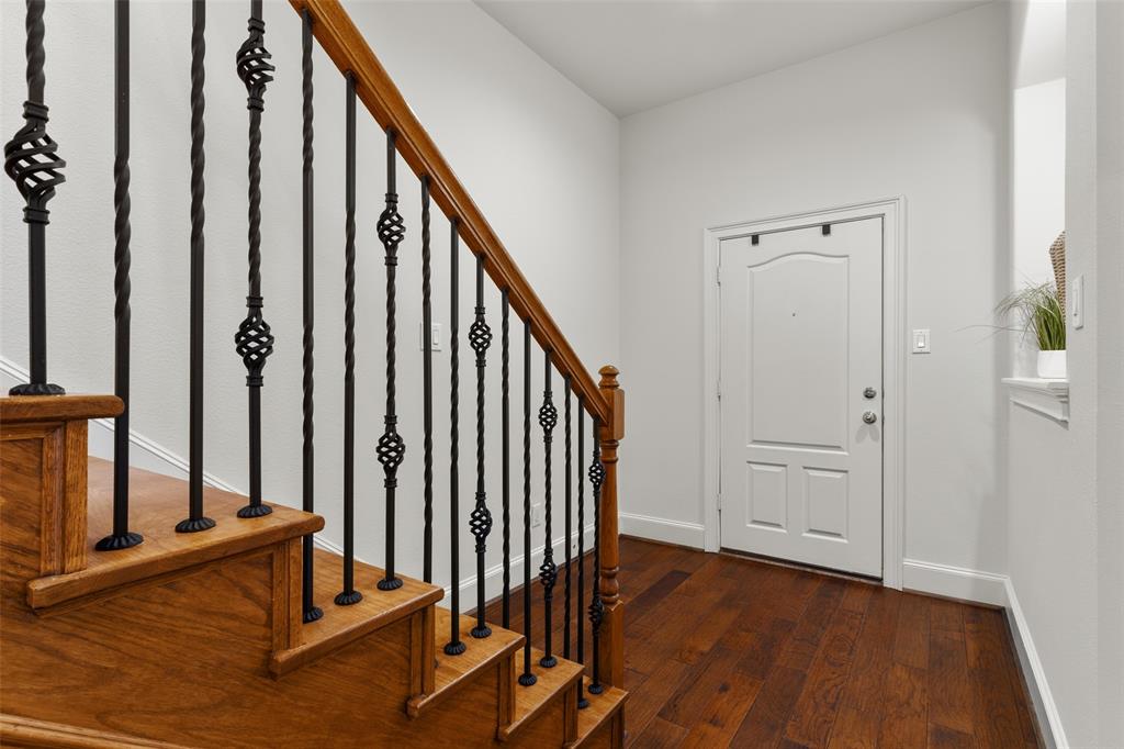 Stratford At Lakewood - Residential