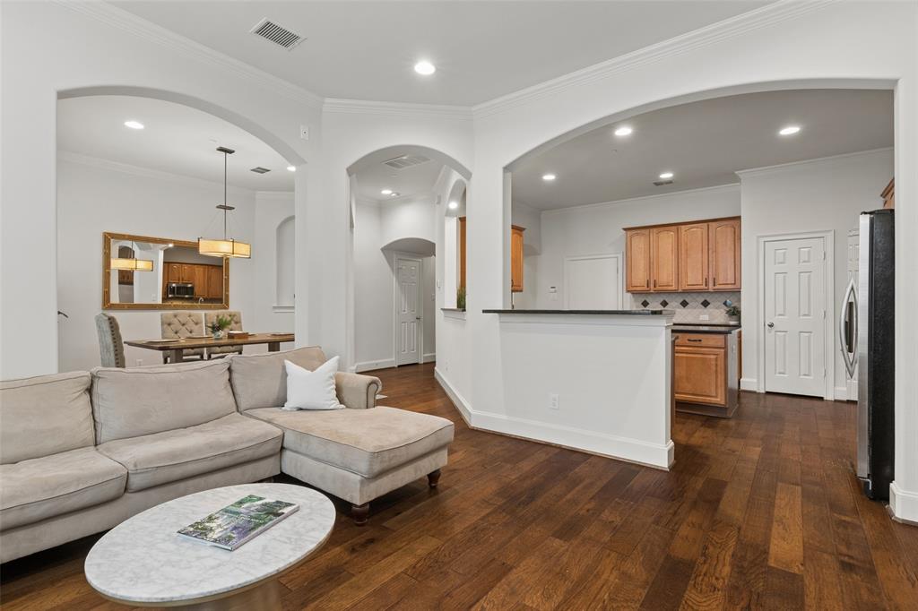 Stratford At Lakewood - Residential