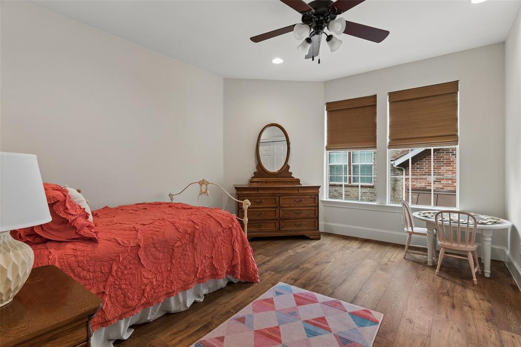 Stratford At Lakewood - Residential