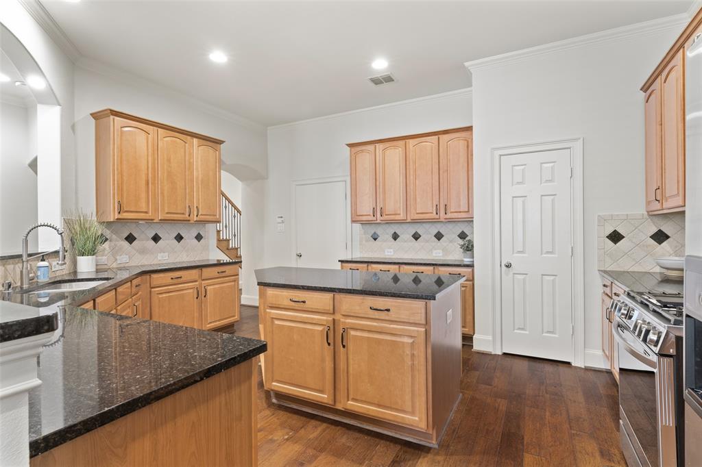 Stratford At Lakewood - Residential