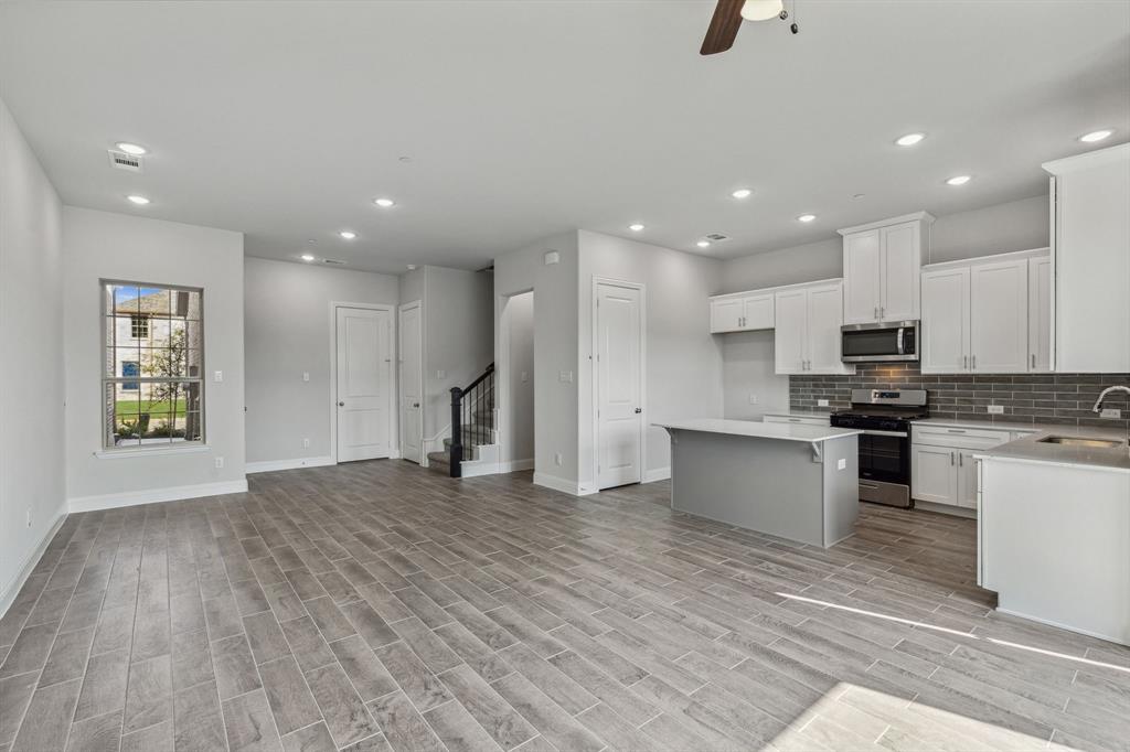 2933 Galveston Street