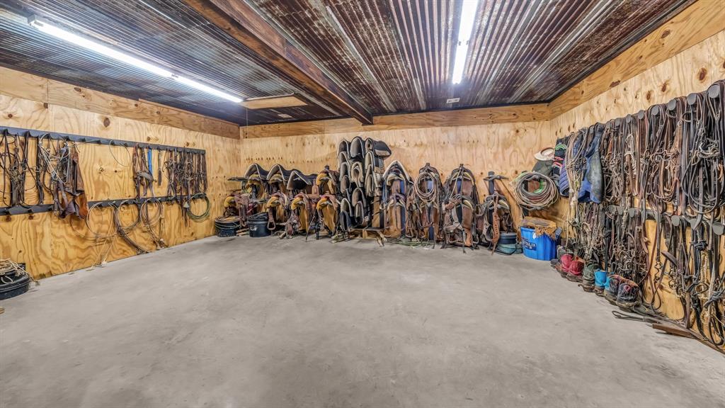 T & P Rr Co Surv Abs #1541 Sec - Farm