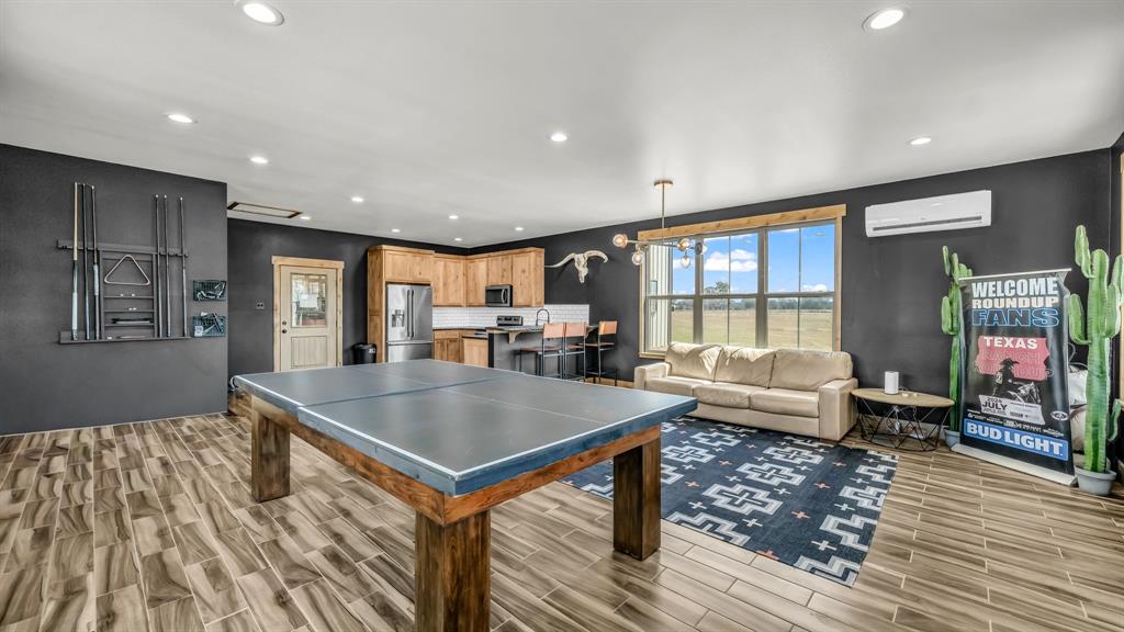 T & P Rr Co Surv Abs #1541 Sec - Farm