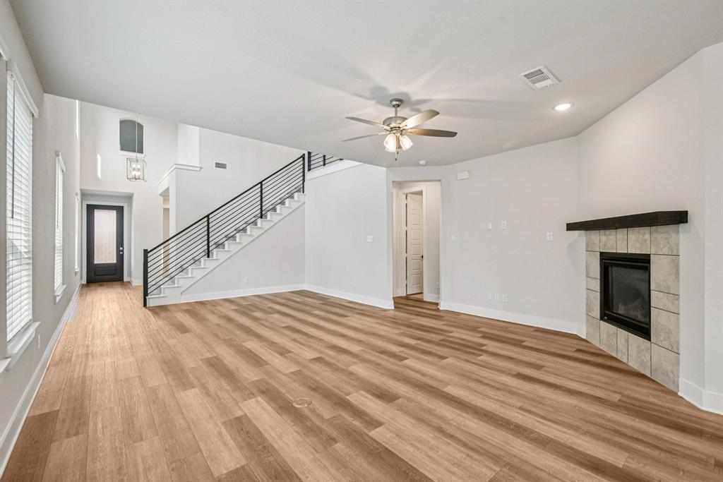 1920 Dappled Grey Avenue