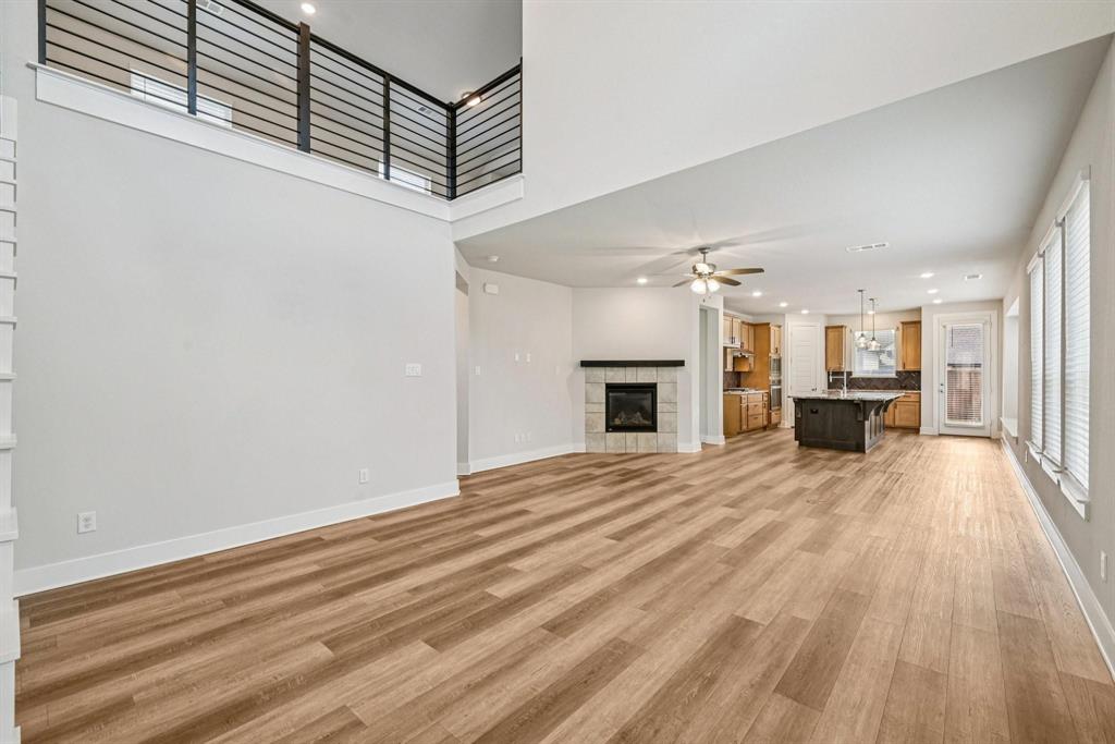 1920 Dappled Grey Avenue