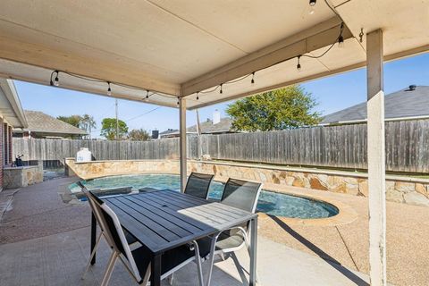 A home in Burleson