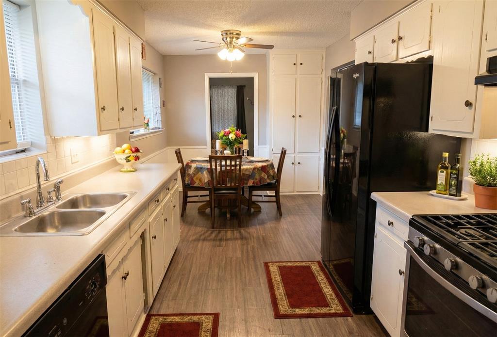 Villa De Oaks Add - Residential
