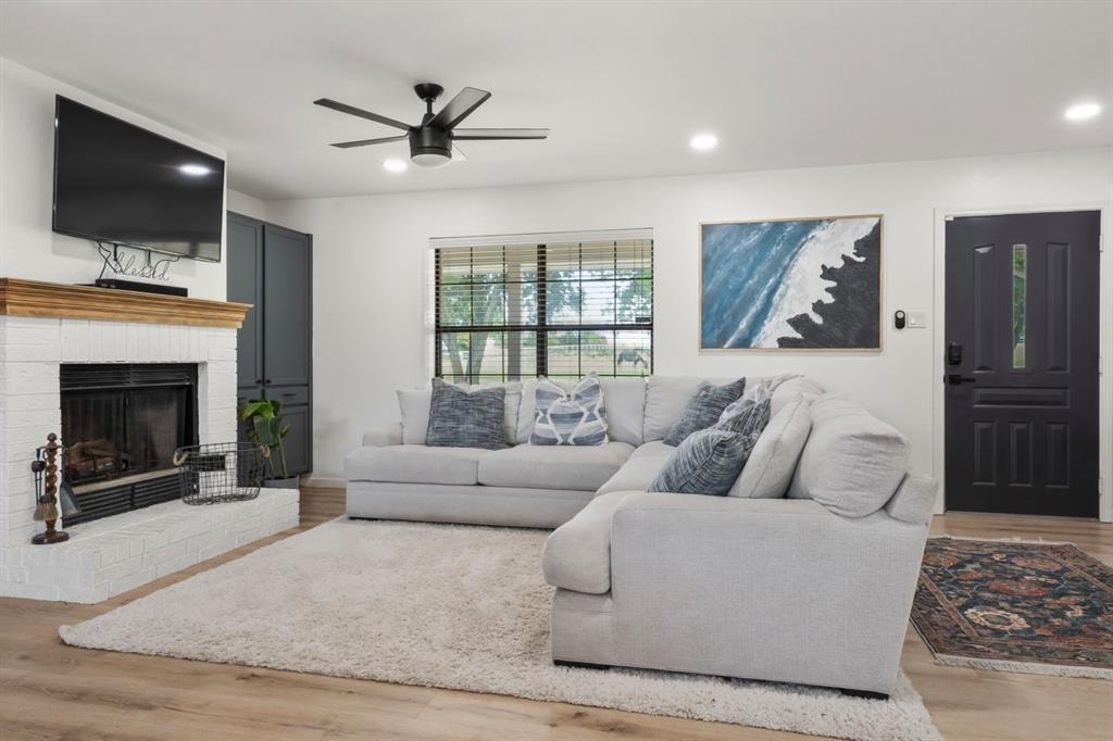 3661 Sudith Lane