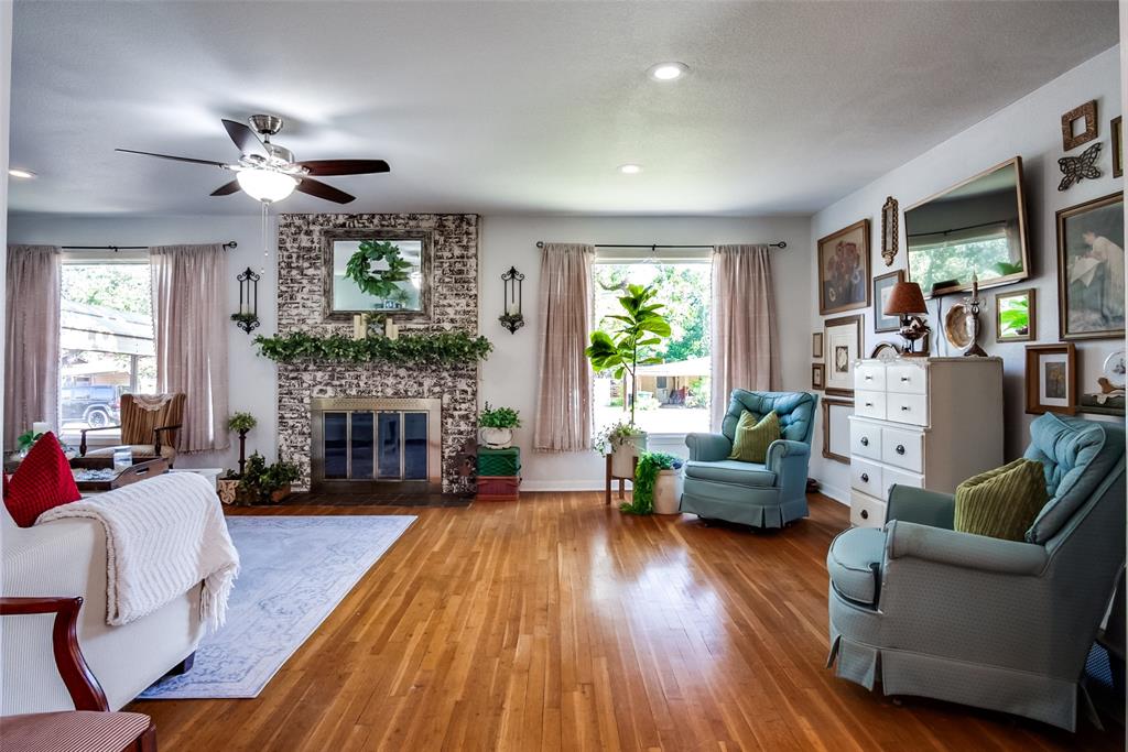 304 SE 19th Street