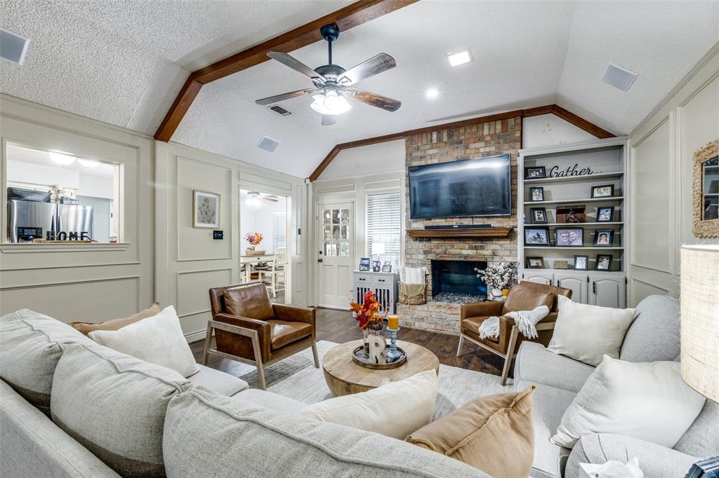 4613 Hillside Drive