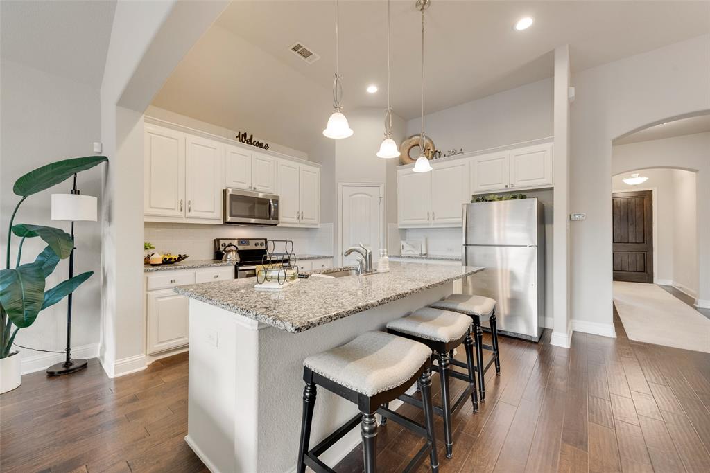 228 Dakota Drive