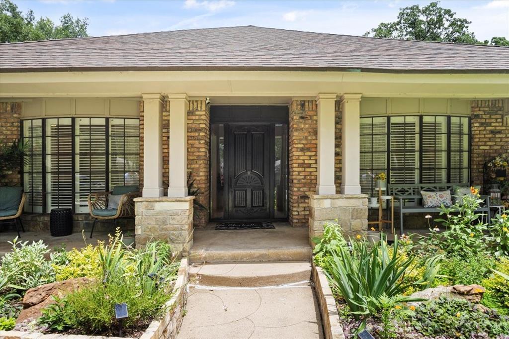 4915 Cross Creek Court