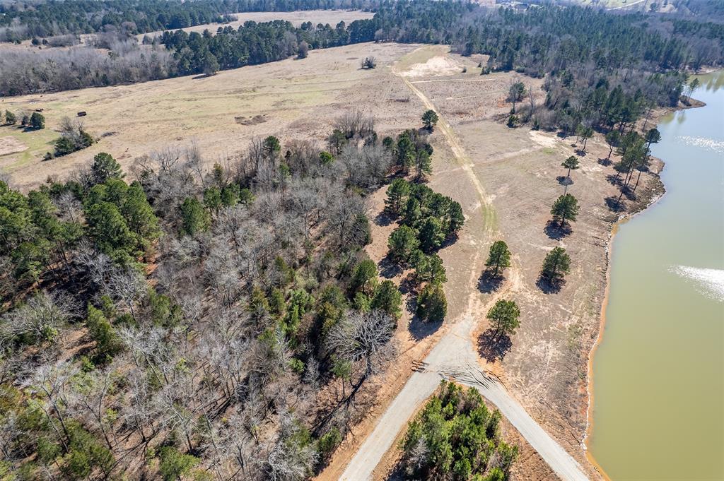 ABST A0737 E NEWBERRY - Land