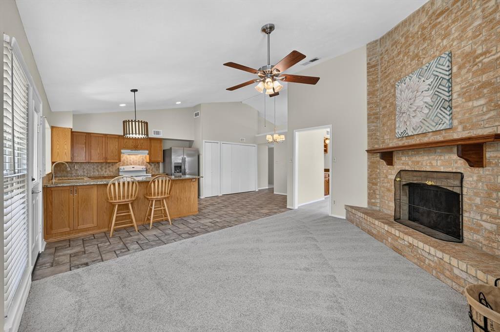 2801 Stratford Lane