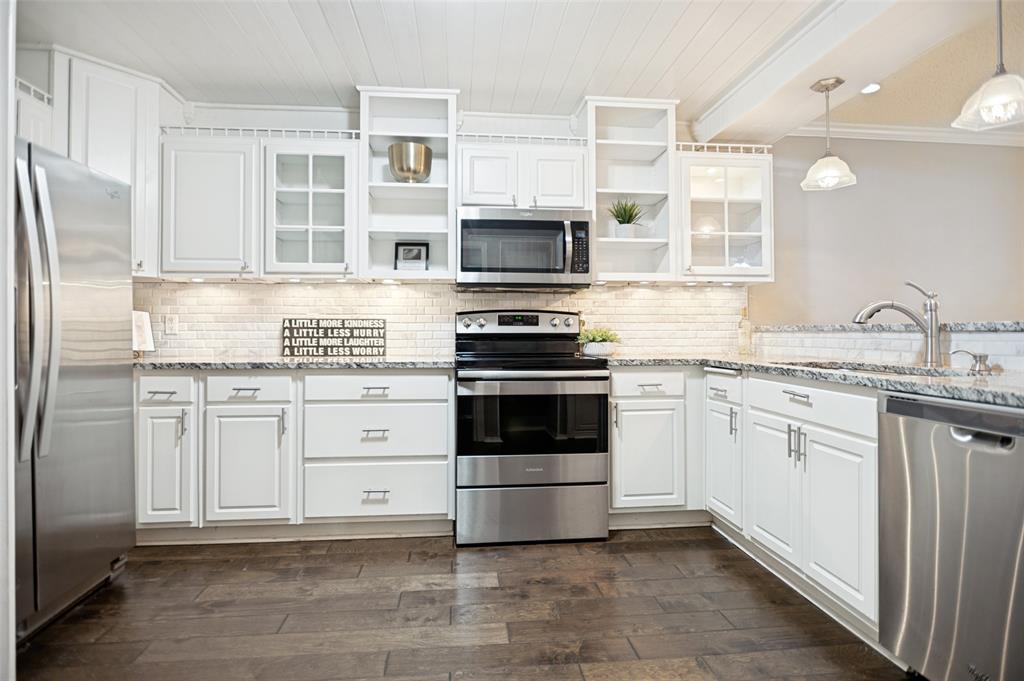2979 Country Place Circle