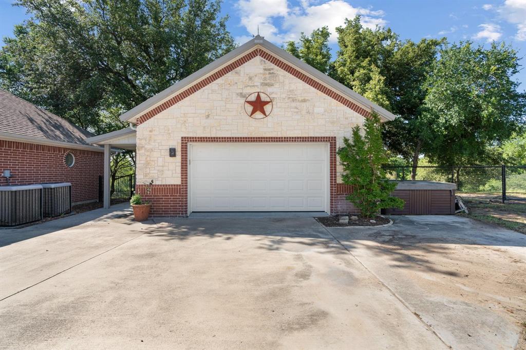 118 Crosshair Court