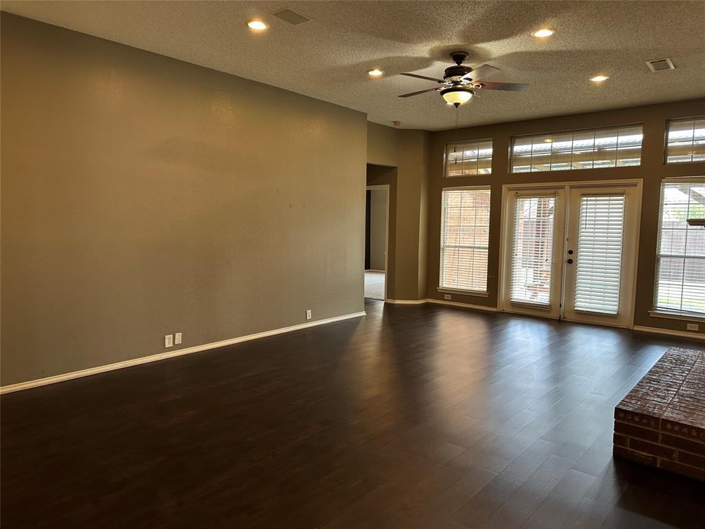 Villages Of Russell Creek Ph 1 - Residential Lease