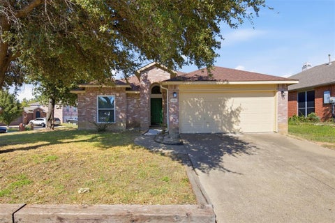 Photo of 1301 Mill Wood Lane, Garland, TX 75040 (MLS # 21403900)